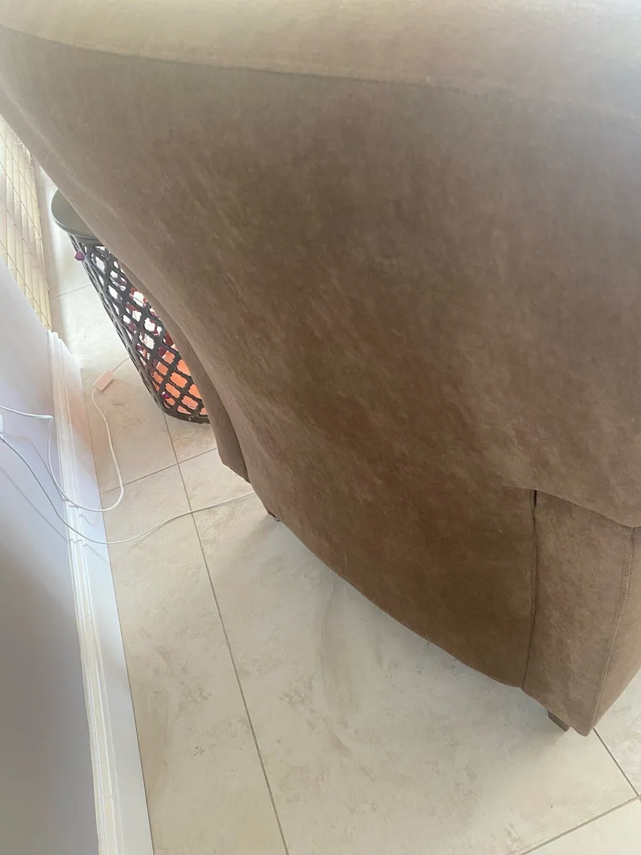Chair - Image 4