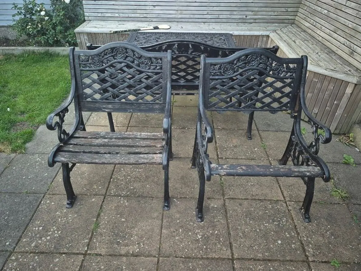 Cast Iron Garden Set - Image 1