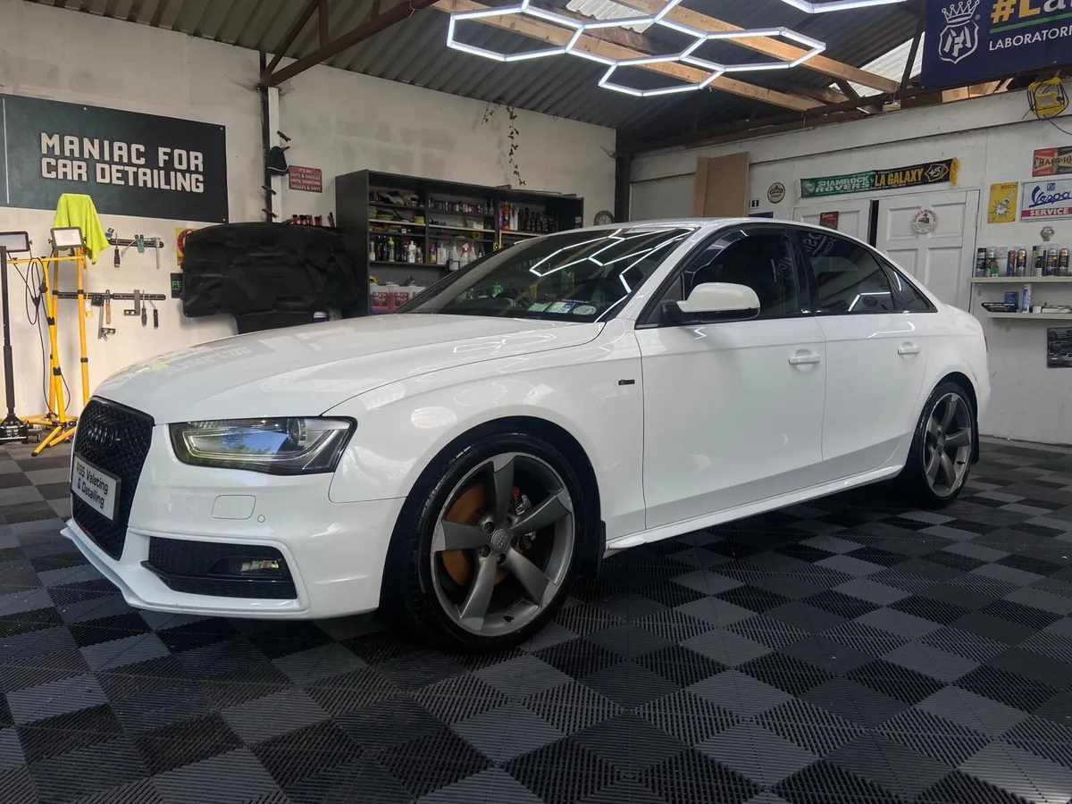 Audi A4 2.0 TDI S-line Black Edition NCT Oct 2026! - Image 2