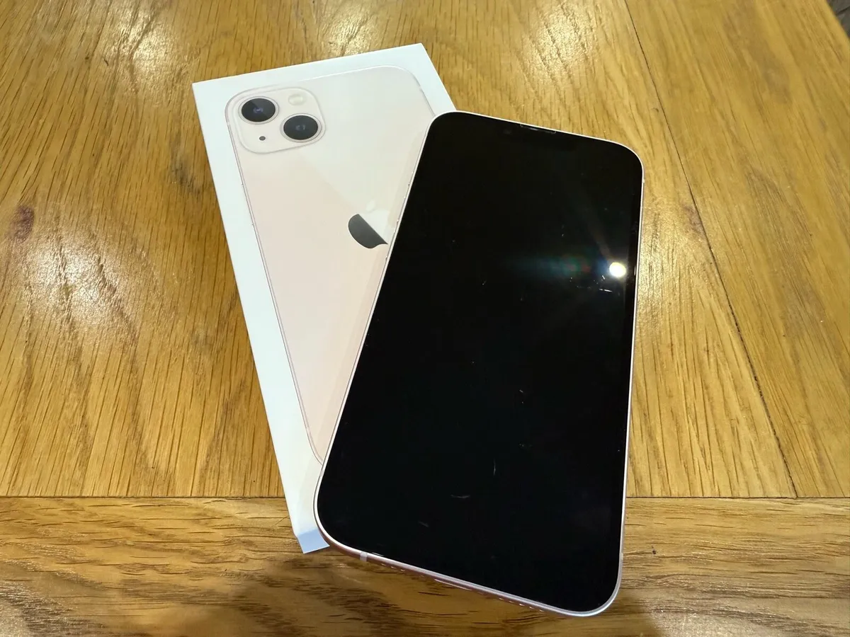 iPhone 13 256gb pink - Image 1