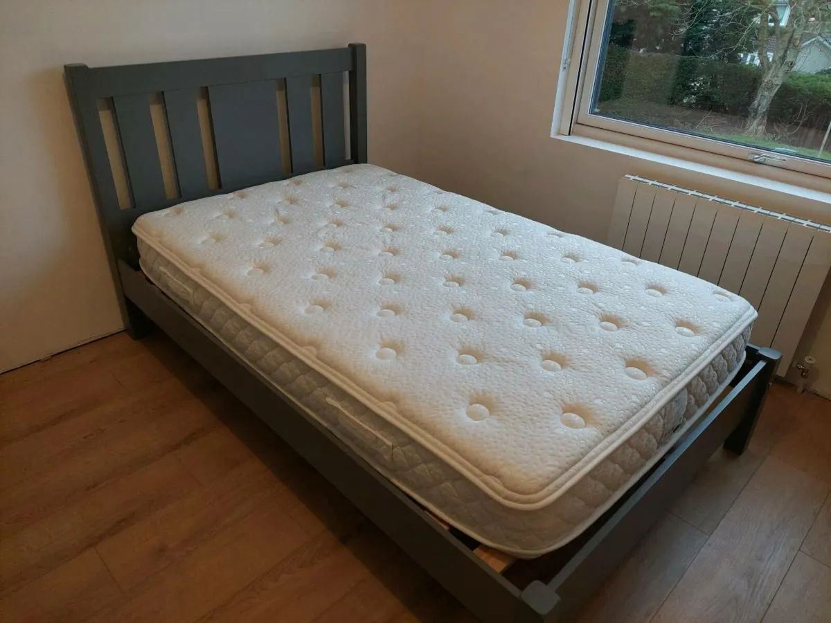 Bed (small double) - Image 1