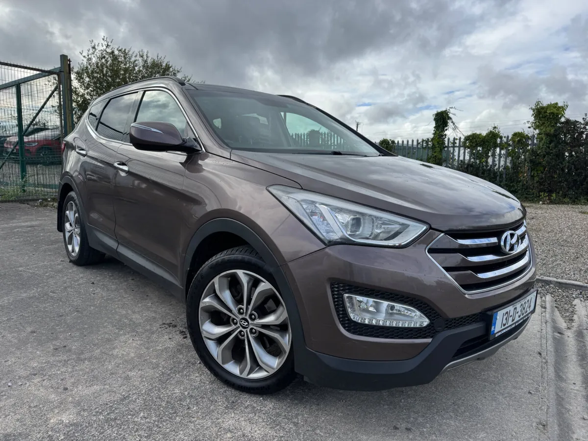 Hyundai Santa Fe 2013 5 seat crew cab 4x4 auto - Image 1