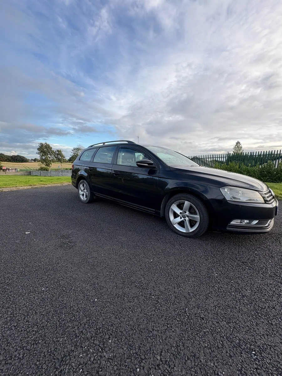 Car - Image 2