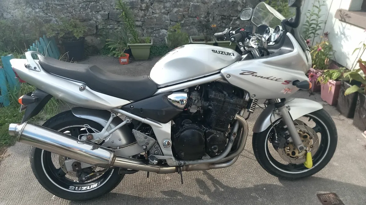 Suzuki Bandit Gsf600s 2002 - Image 1