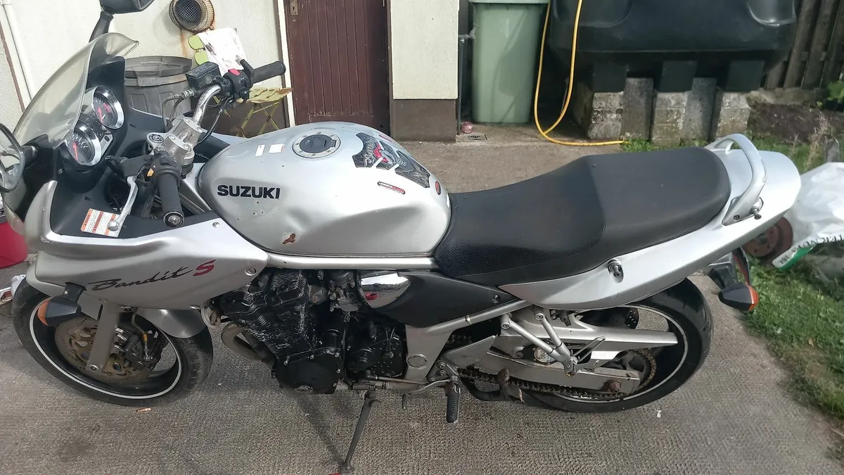 Suzuki Bandit Gsf600s 2002 - Image 4