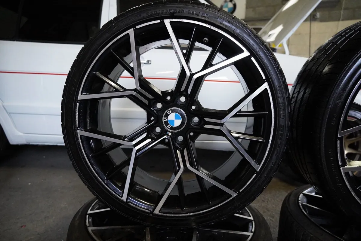BMW 19” WHEELS - Image 3