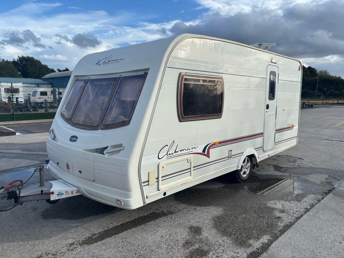 Lunar clubman 2 berth Cara - Image 1