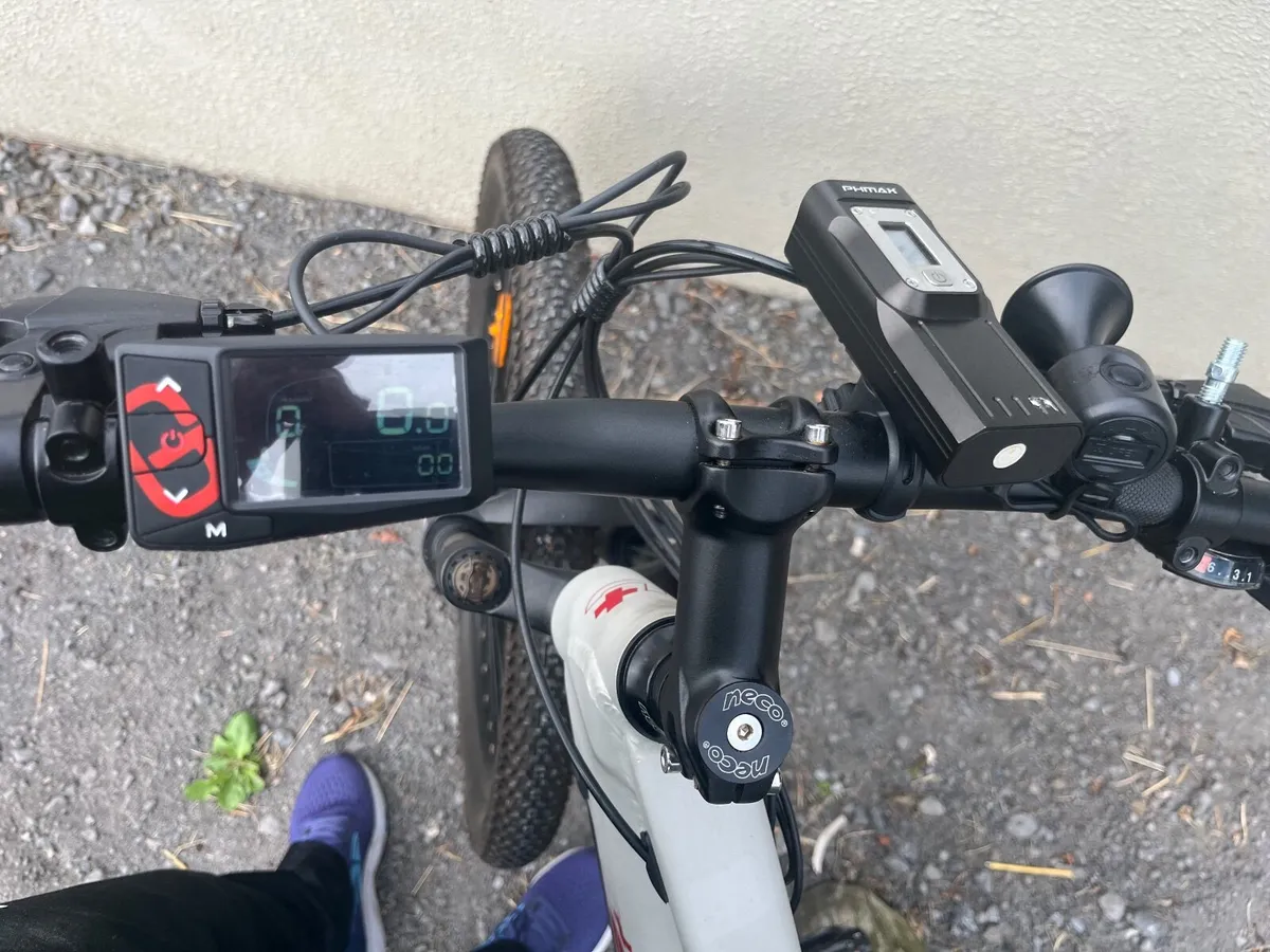 Electric pedal assist bike - Image 1