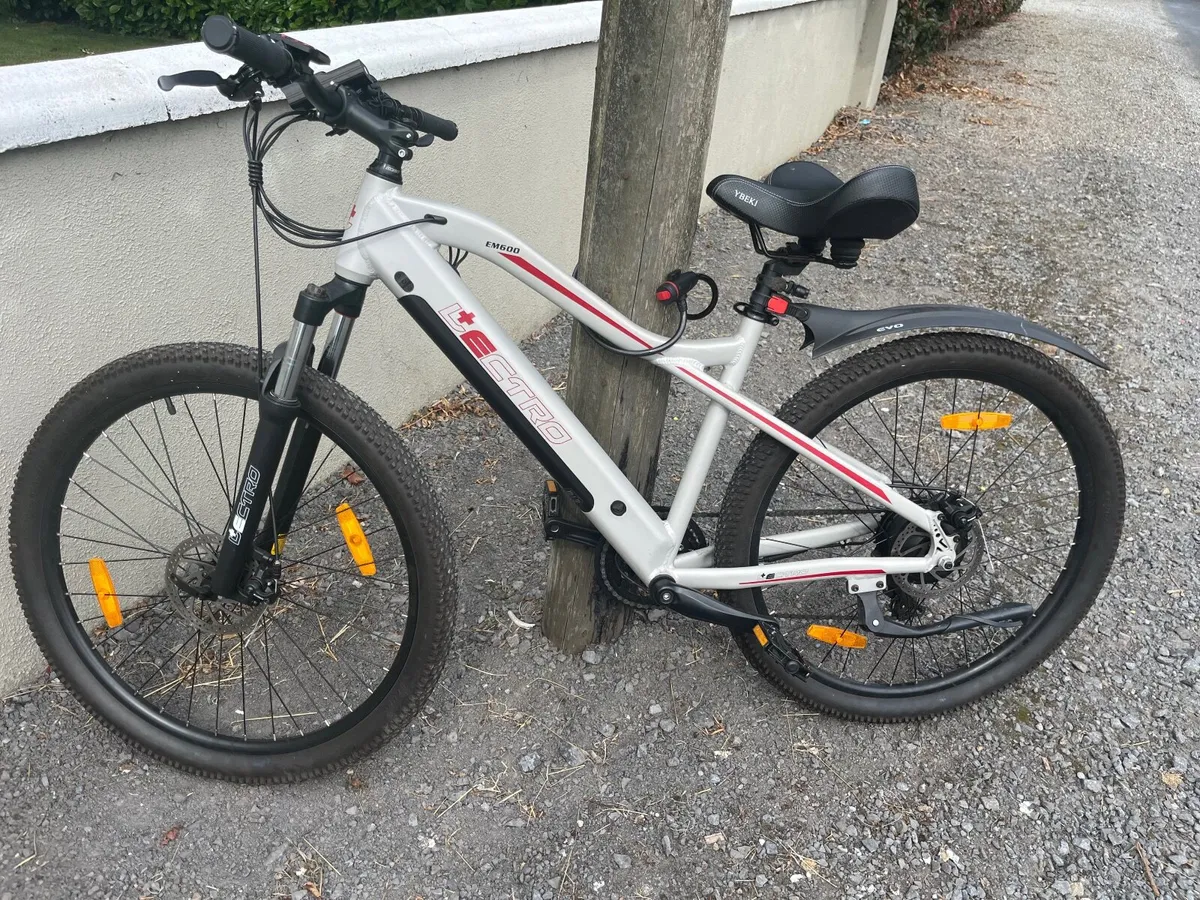 Electric pedal assist bike - Image 3