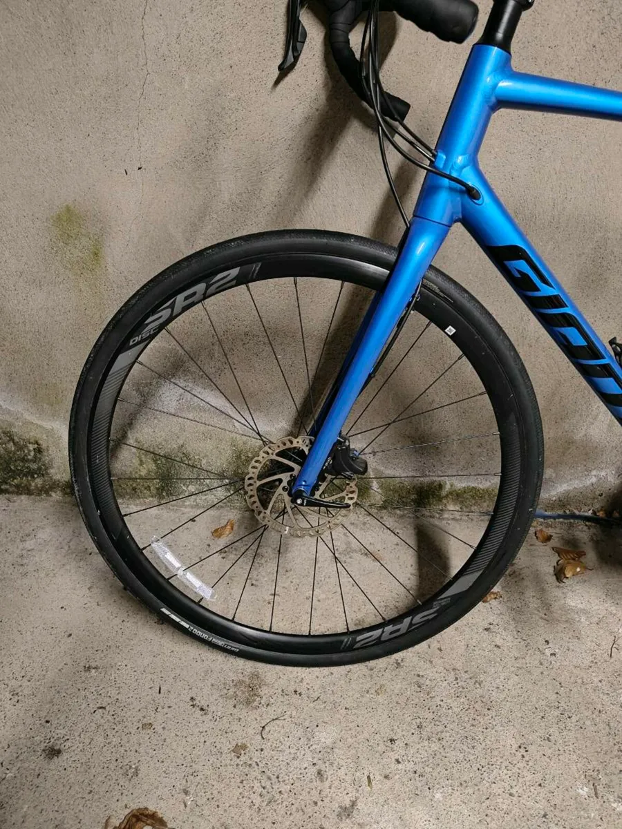 Giant Contend AR Bike - Image 4