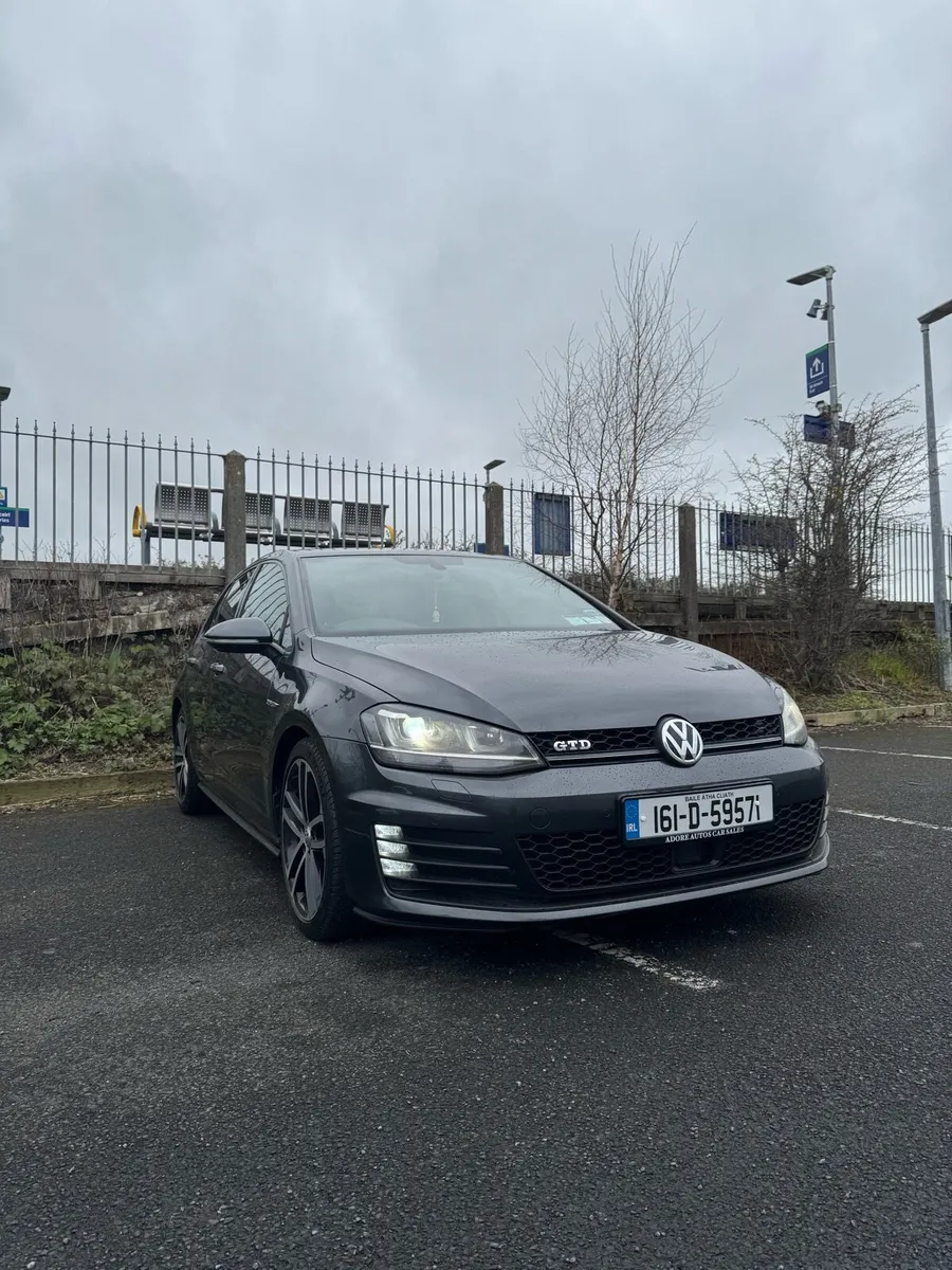 2016 Volkswagen Golf GTD - Image 2