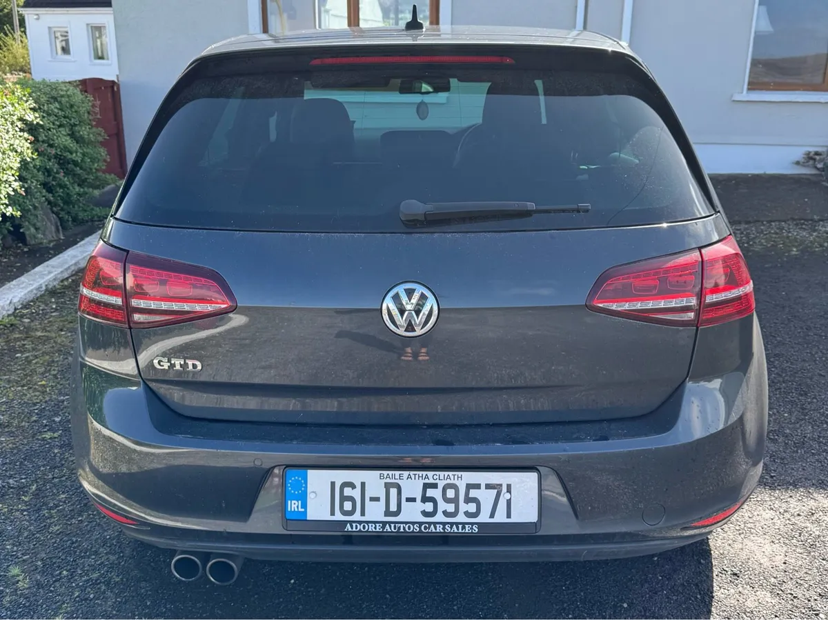 2016 Volkswagen Golf GTD - Image 4