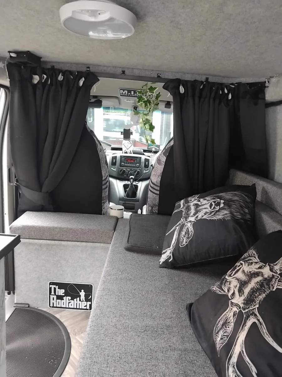 Camper van - Image 4