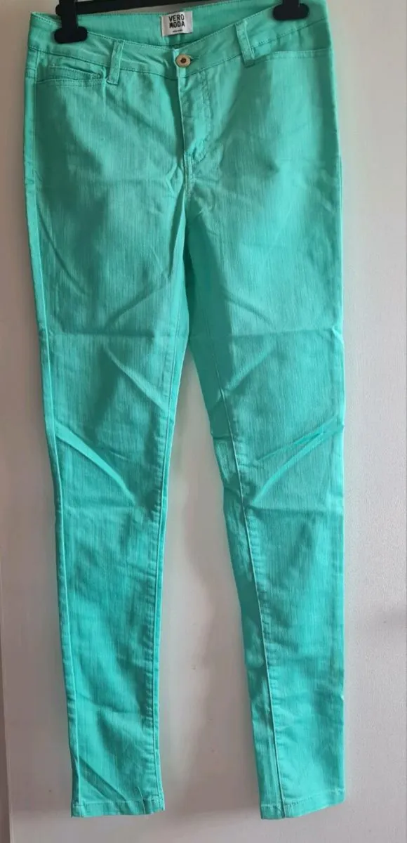Lots of jeans all diffents colours - Image 1