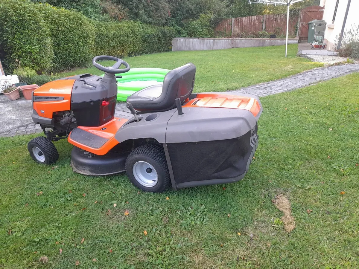 Ride on lawnmower - Image 4
