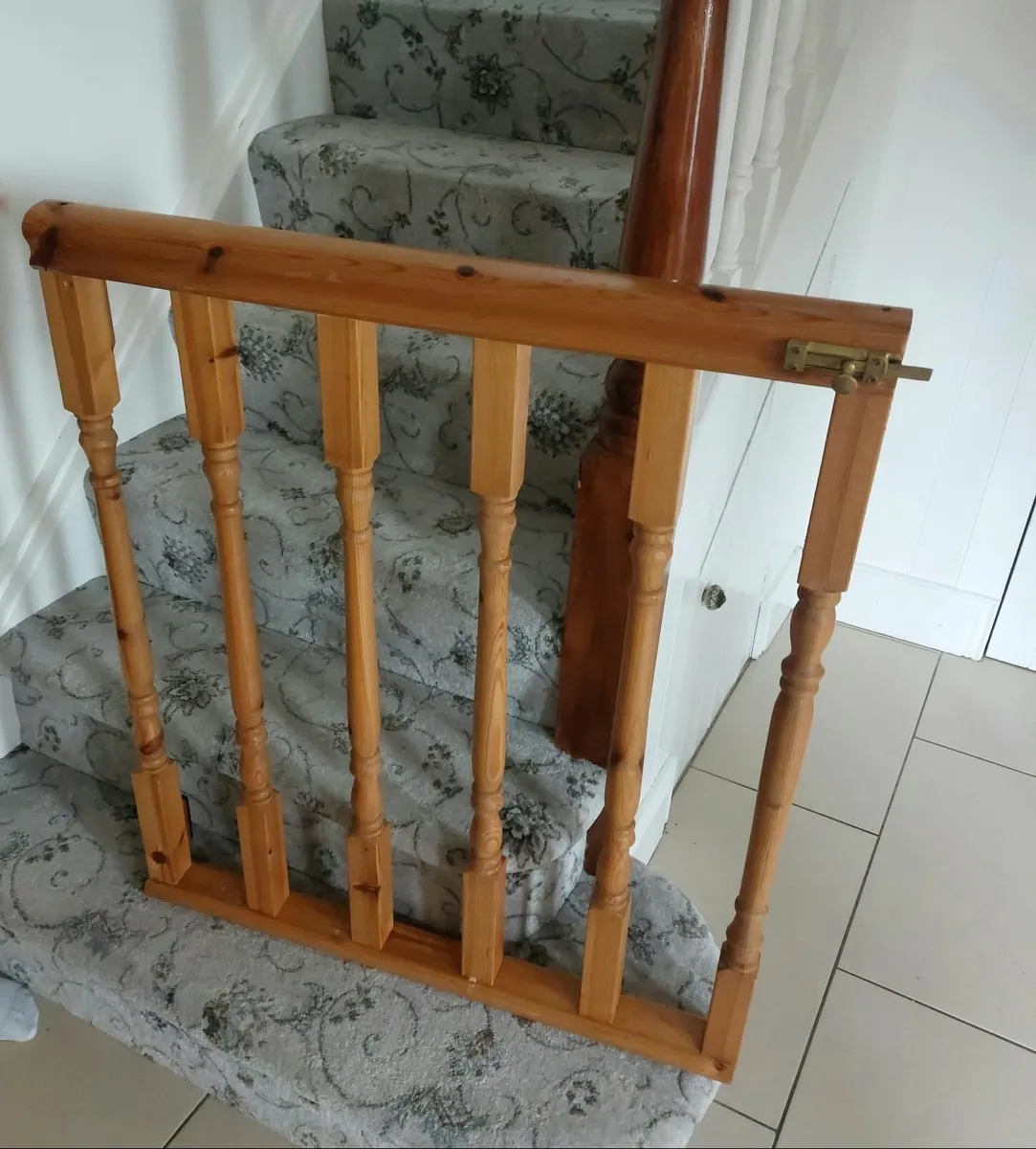 Stair gate