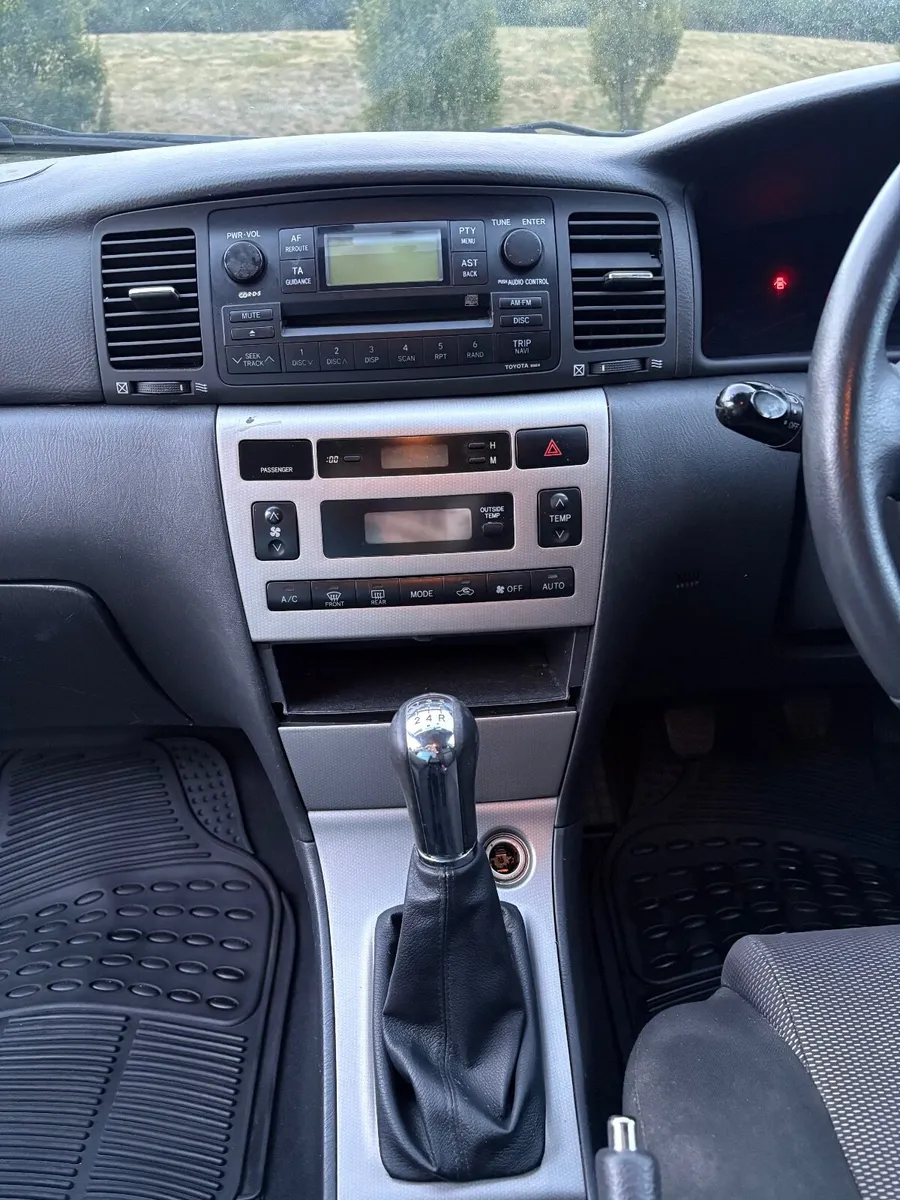 Toyota Corolla 2007 - Image 4