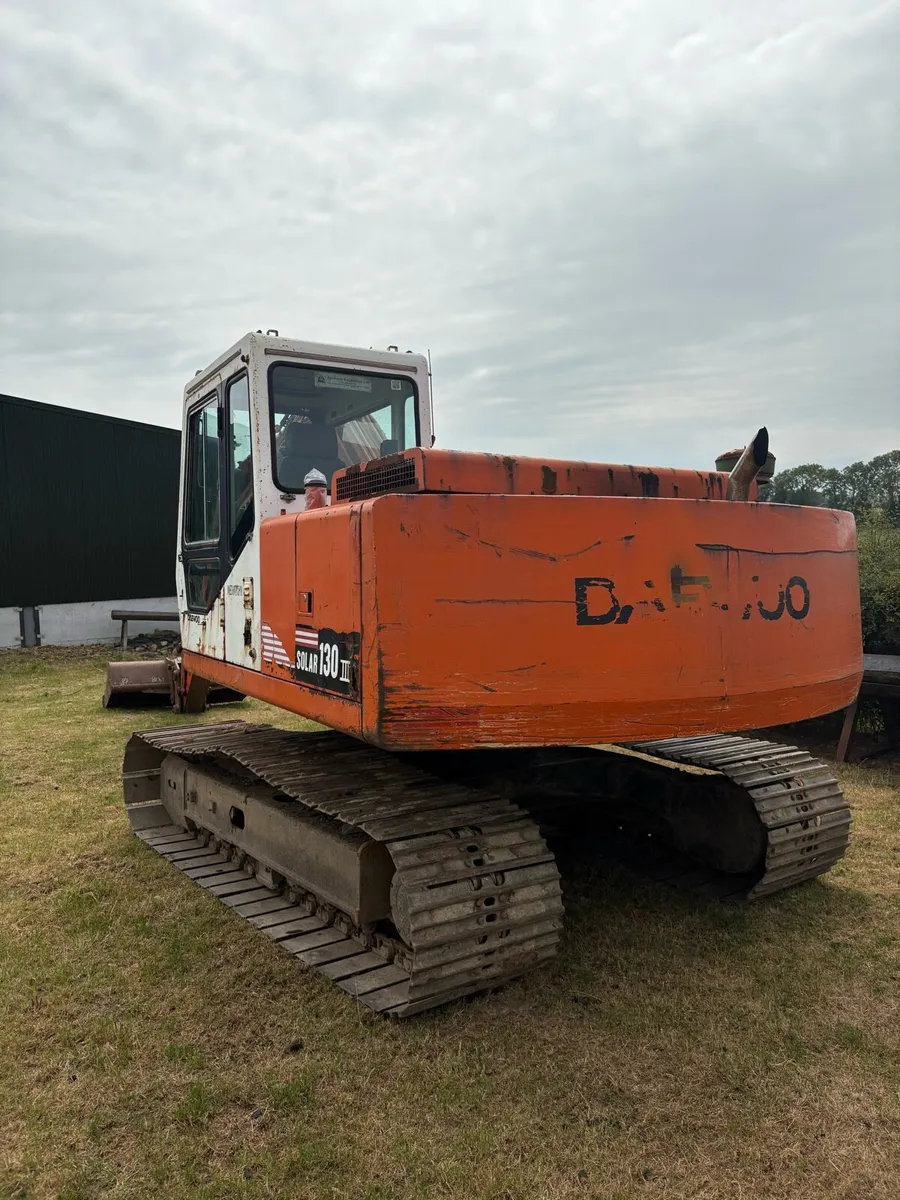 Deawoo 13 ton digger - Image 3