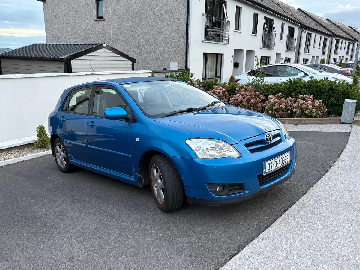 Toyota Corolla 2007 - Image 1