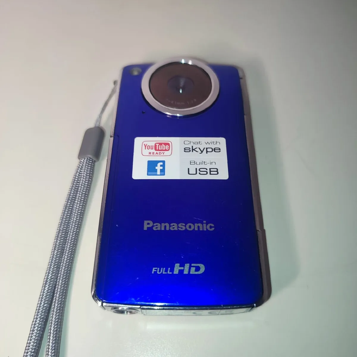 Panasonic HM-TA1 High DefinitionHandheld Camcorder - Image 3