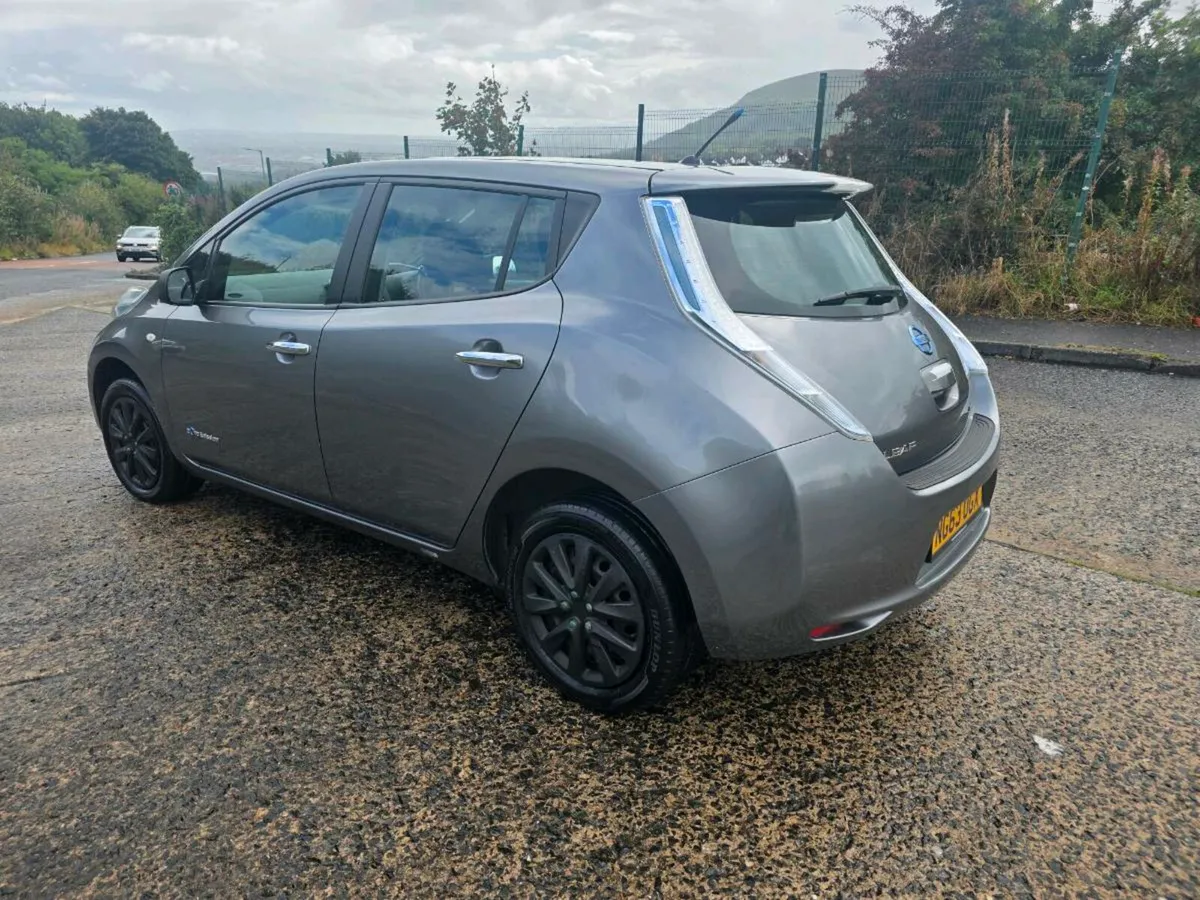 Nissan leaf - Image 3