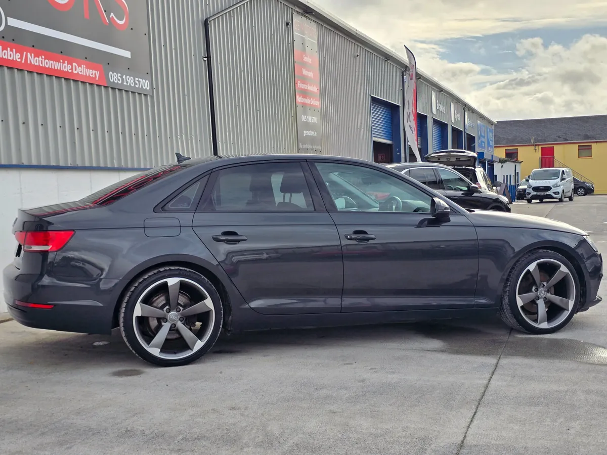 172 AUDI A4 2.0 150BHP ULTRA WITH BLACK EDITON STY - Image 4