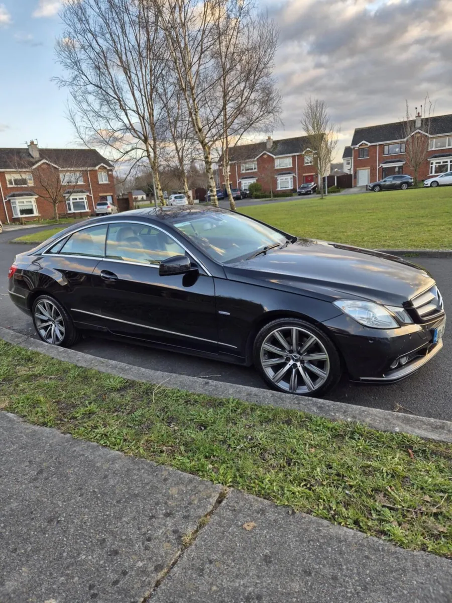 Mercedes Benz E class - Image 1