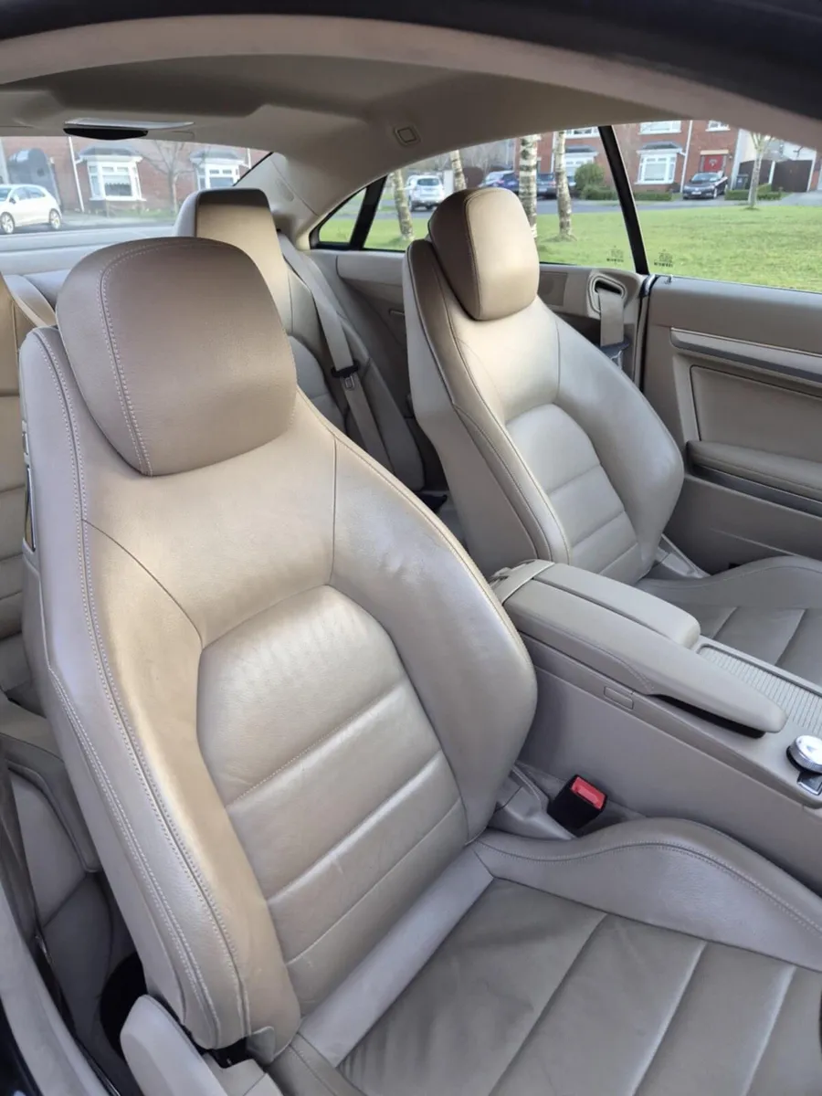 Mercedes Benz E class - Image 3