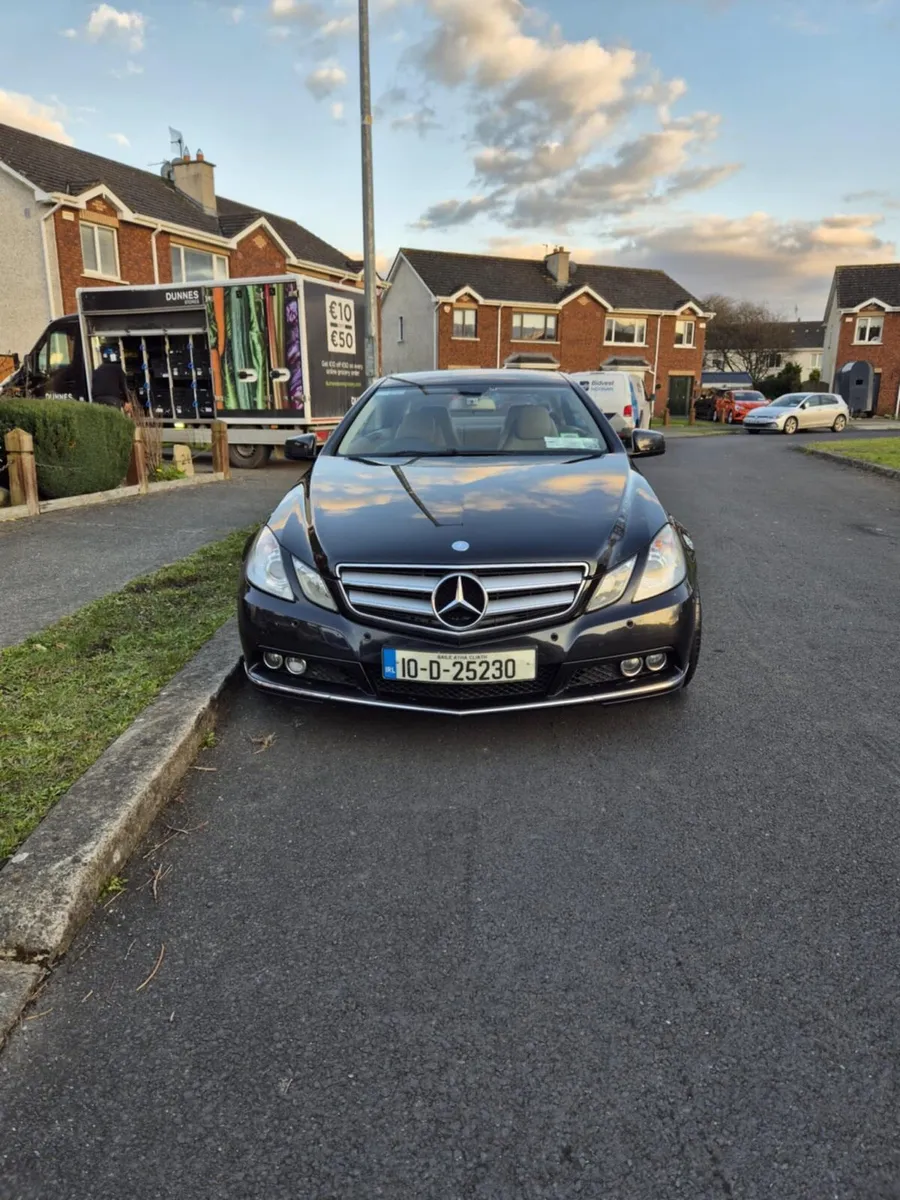 Mercedes Benz E class - Image 4