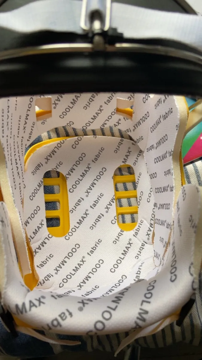Yellow Cooper Hurling Helmet - Image 4