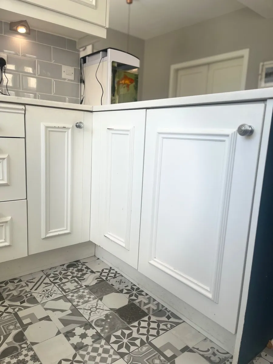 Kitchen - Image 2