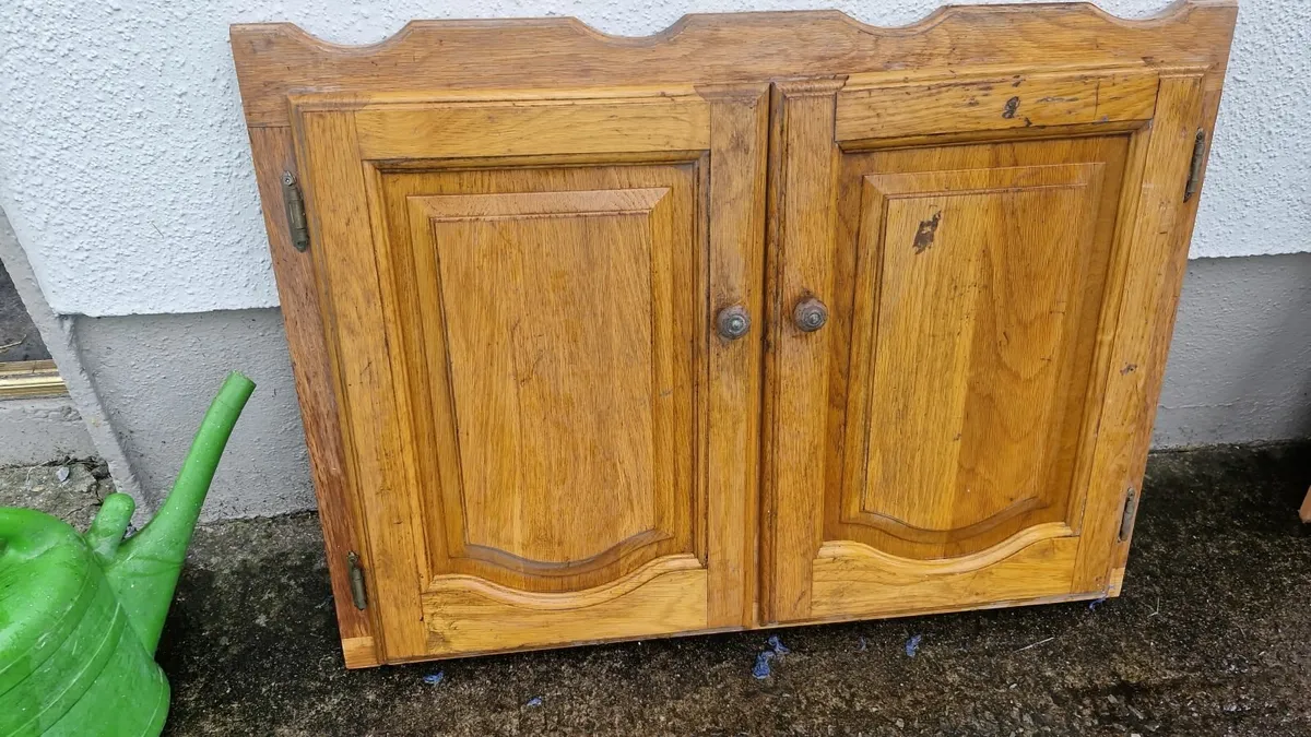 18 Solid oak kitchen doors-   €150  in total - Image 4