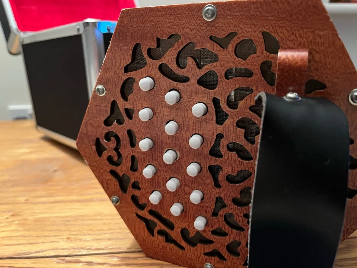Concertina - Image 1