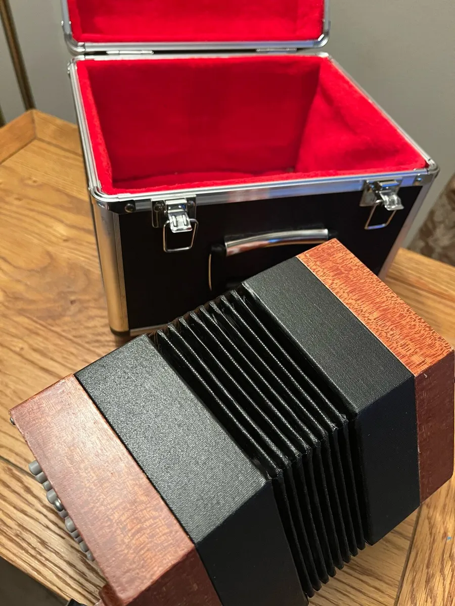 Concertina - Image 3