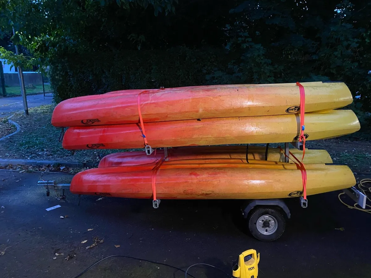 Kayaks & kayak trailer - Image 1