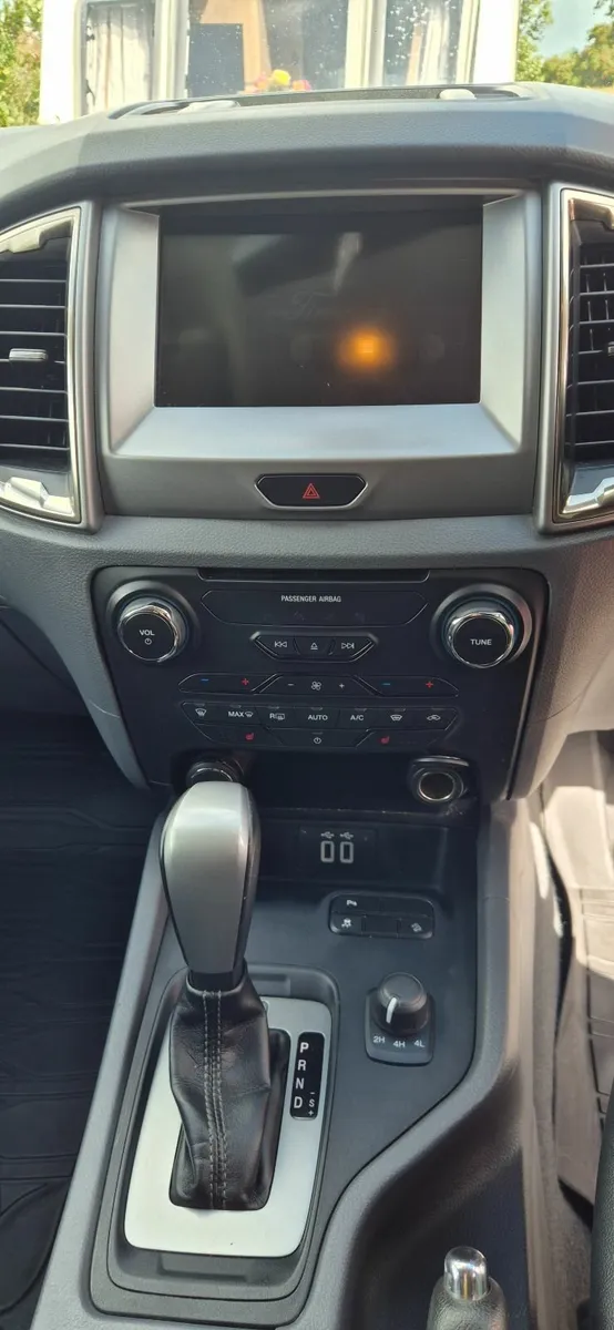 Ford Ranger 2018 - 2.2l LIMITED EDITION TDCI 4X4 - Image 2