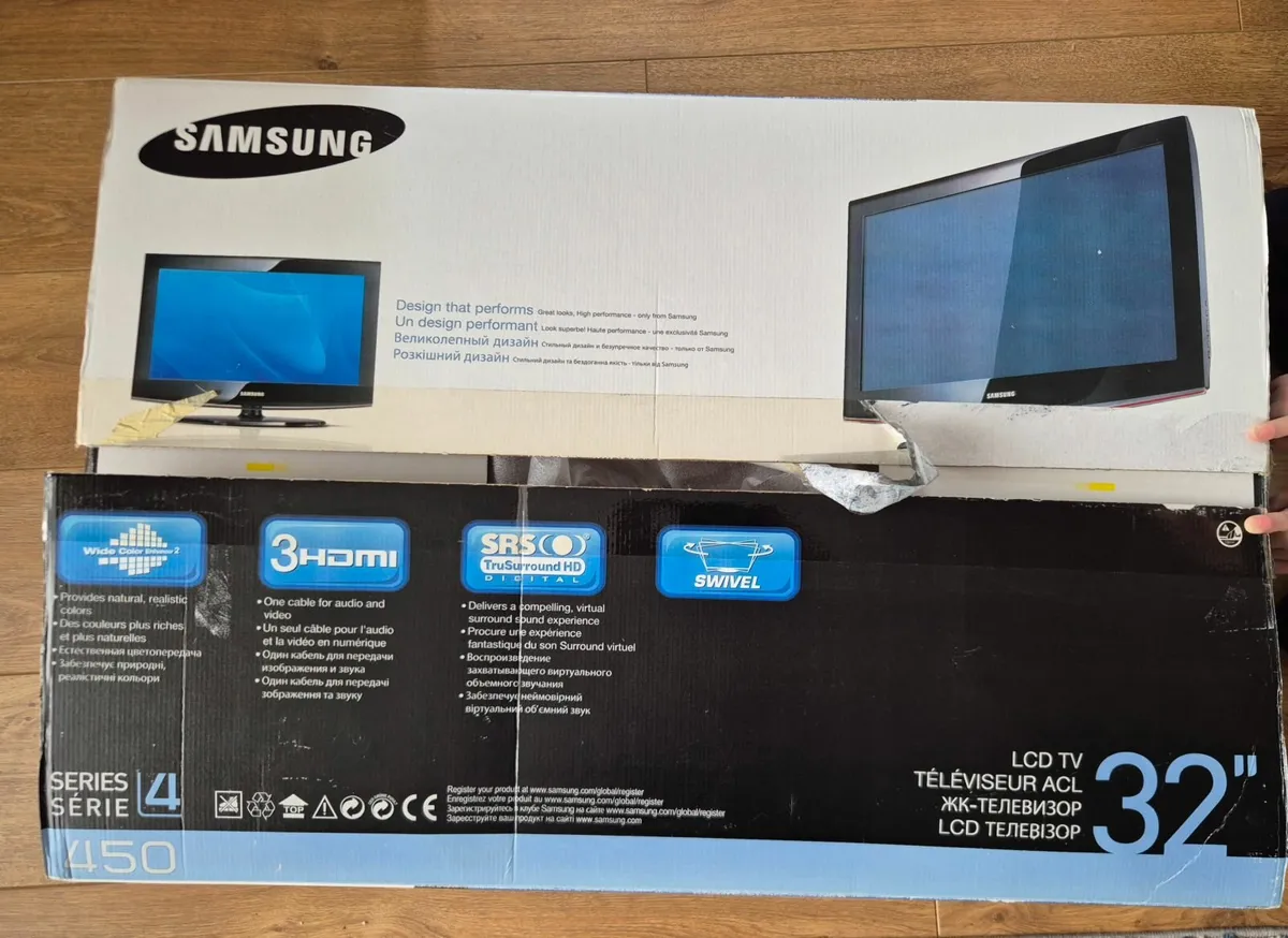 Samsung 32" LCD TV (not smart) - Image 2