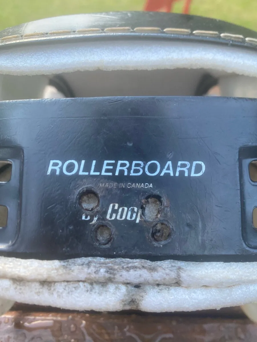 Black stitched oldstyle Cooper sk100 Rollerboard - Image 4