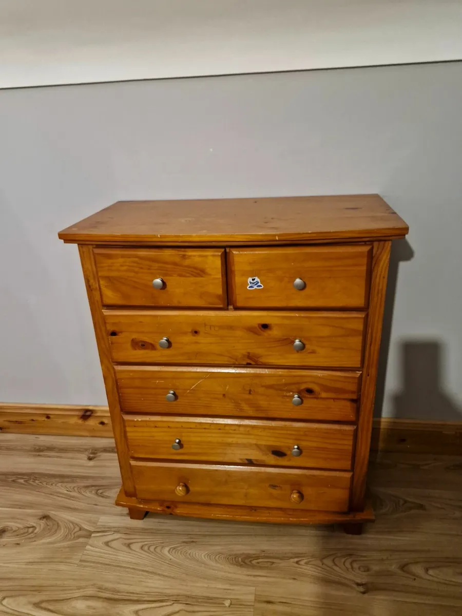 Bedroom furniture, tv,box shelfs, matching mirror - Image 3