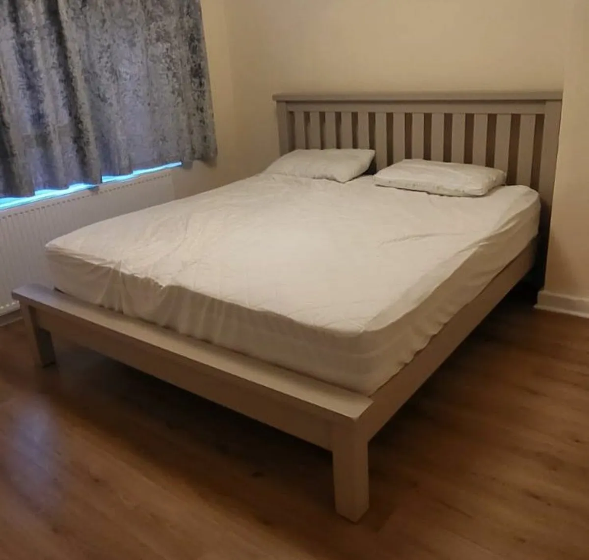 Superking bedframe - Image 2