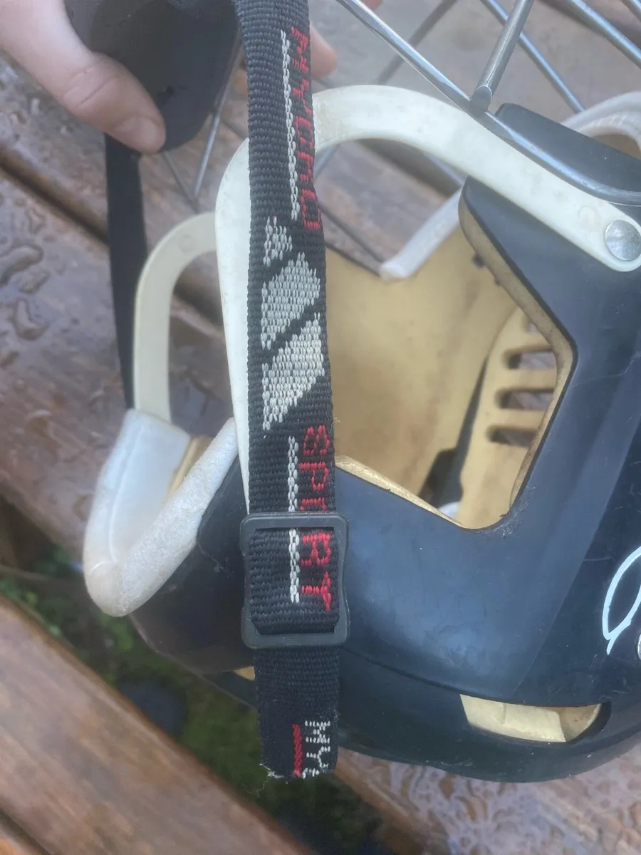 Oldstyle mycro helmet with oldstyle mycro straps - Image 2