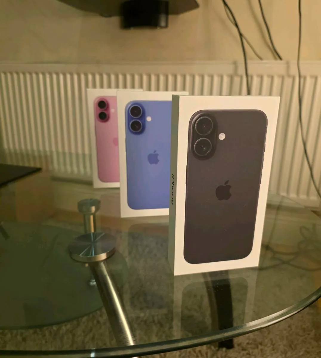 Apple Iphone 16 256GB - Image 1