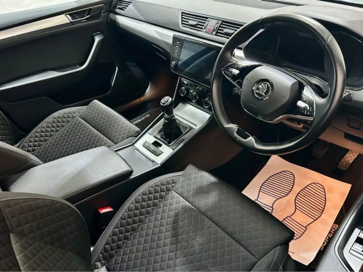 Skoda Superb Ambition 2.0 TDI 150HP 5DR - Image 2