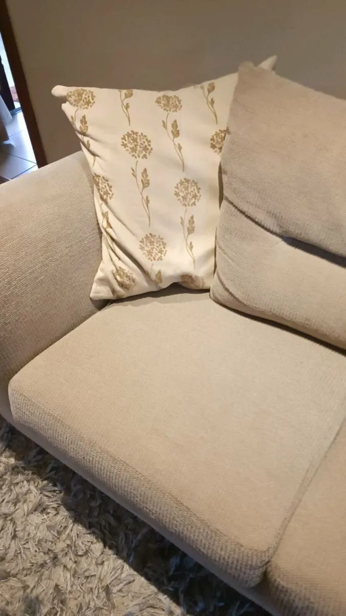 2 seater sofas matching pair. - Image 3
