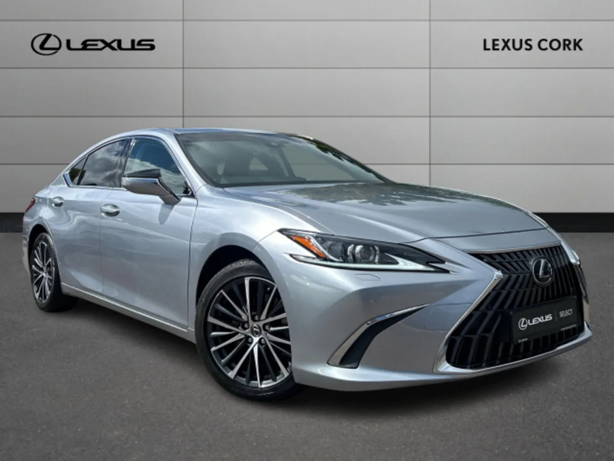 Lexus ES ES300h Dynamic - Image 1