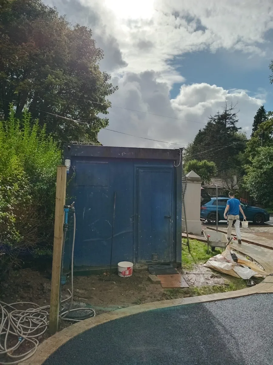 Shipping container/office/toilet - Image 2