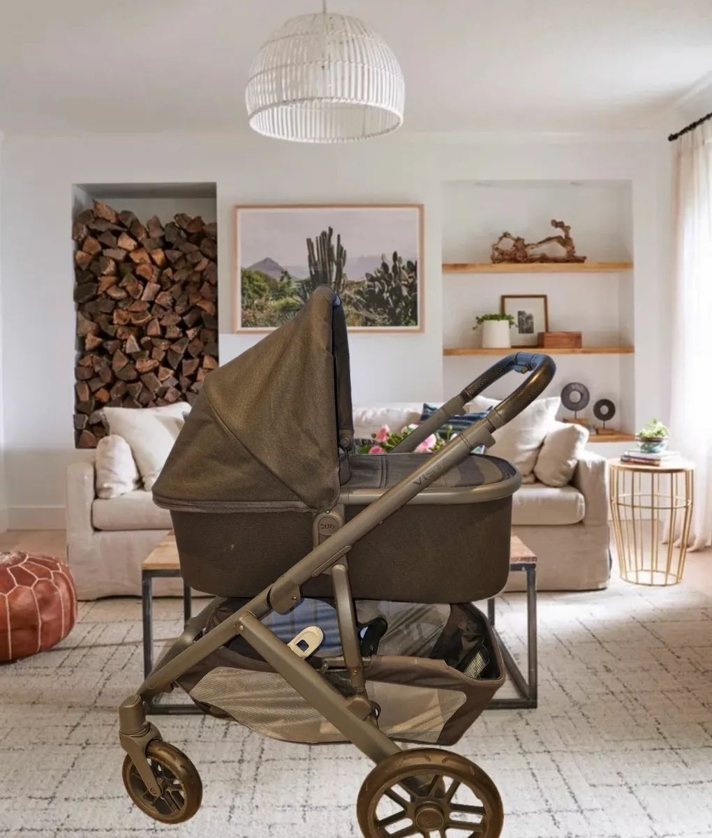 FANTASTIC CONDITION UPPABABY VISTA V2 - Image 4