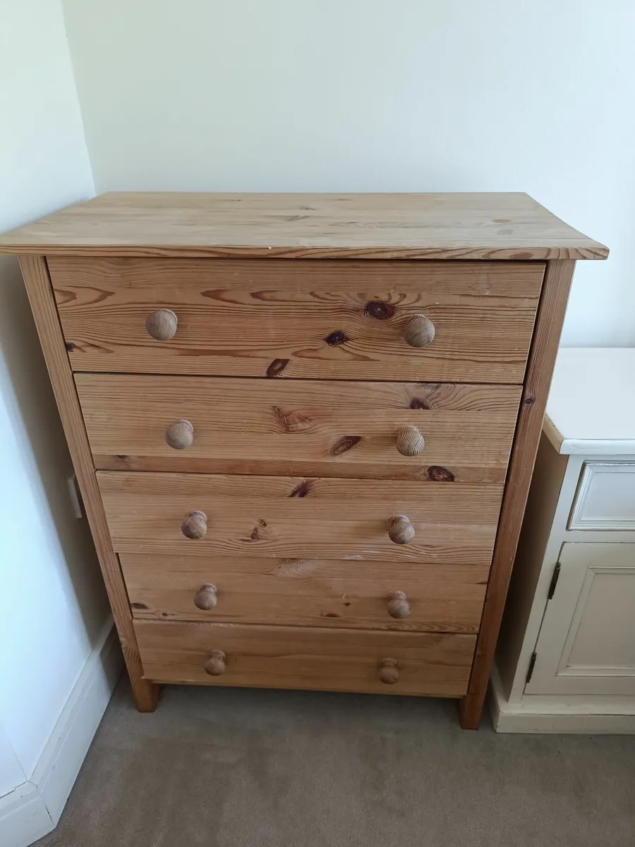 Chest of Drawers - Free