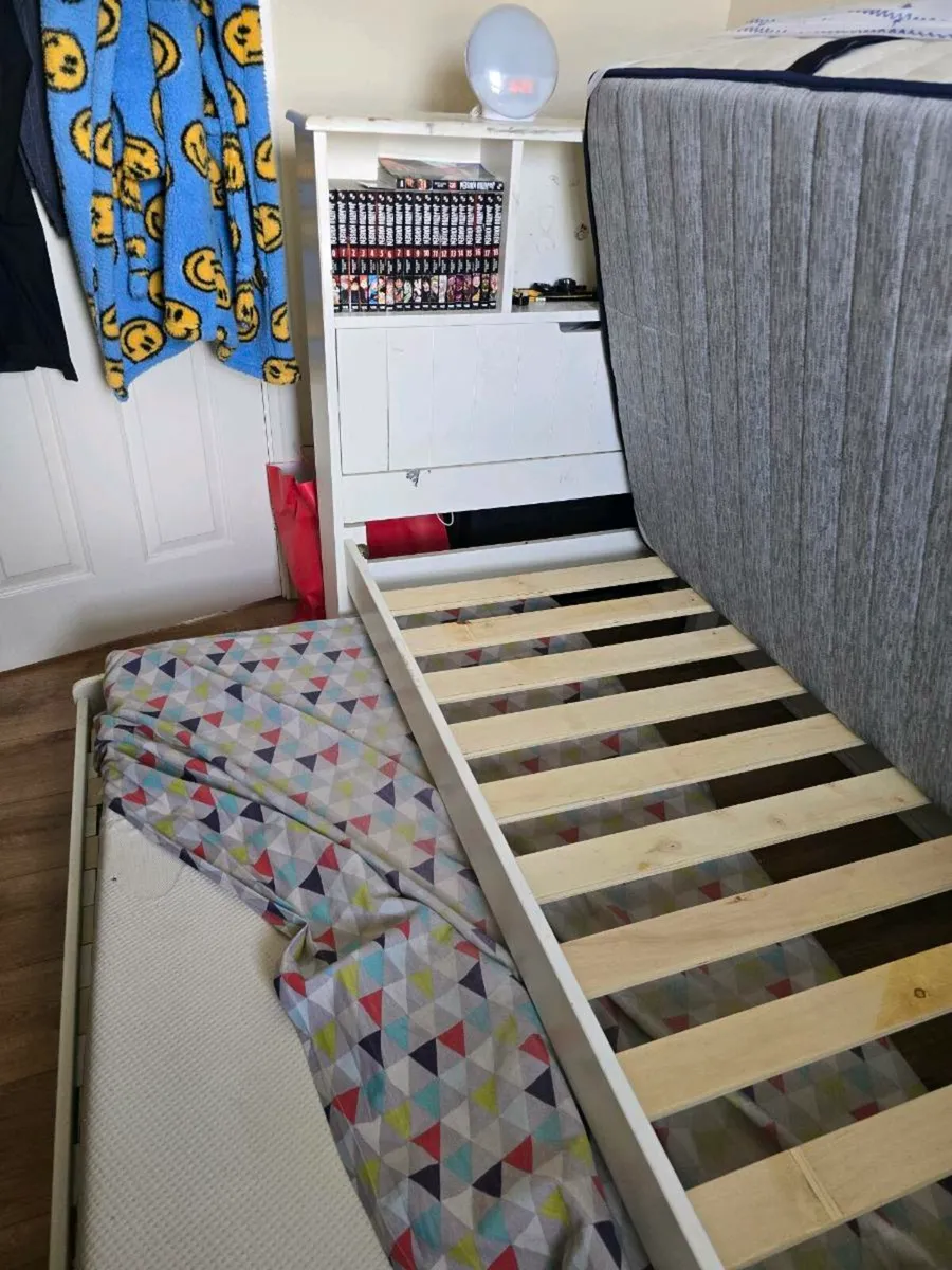 Solid Wooden 2-in-1 Bed with Mattress - Image 4