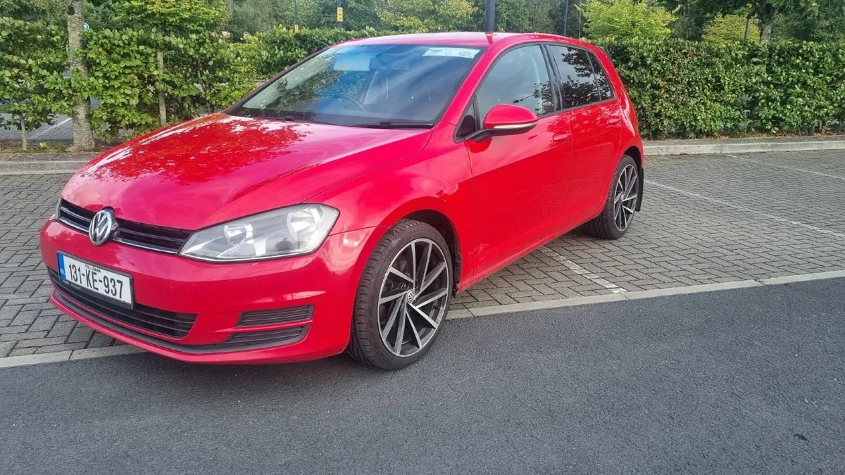 Volkswagen Golf 2013 - Image 1